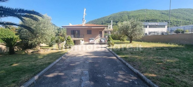 Villa unifamiliare via Taverna Campanile, Centro, Monteforte Irpino