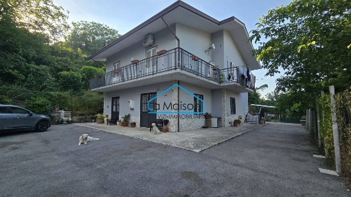Villa unifamiliare via Belledonne 26, Cesinali