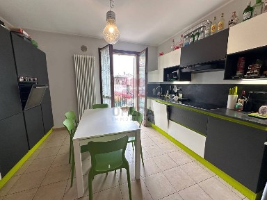 Trilocale ottimo stato, primo piano, Cuccurano - Carrara, Fano