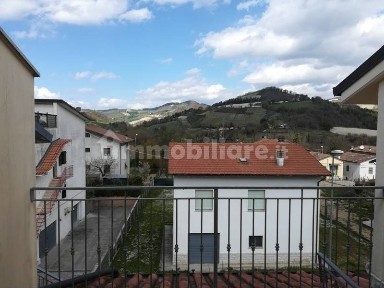 Quadrilocale via Fratelli Rosselli, Centro, Pergola