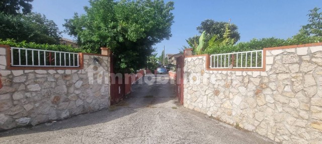 Villa unifamiliare via dei Due Principati, Contrada