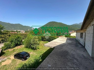 Villa bifamiliare via Aldo Moro 73, Monteforte Irpino