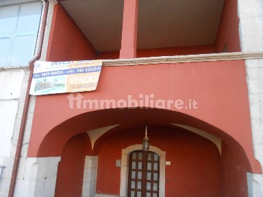 Villa unifamiliare frazione Paoloni, Santa Paolina