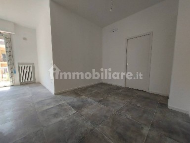 Trilocale piazza Francesco Redi 9, Montegranaro - Loreto, Pesaro