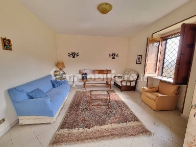Villa bifamiliare Contrada Felette, Torre le Nocelle