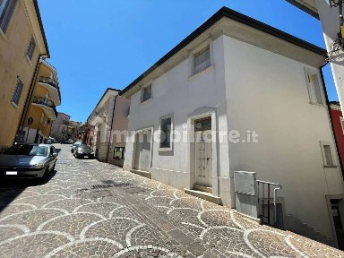 Villa unifamiliare via Umberto I, Ariano Irpino