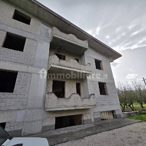 Villa bifamiliare Iungito, Montoro