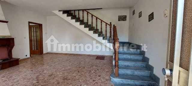Villa unifamiliare frazione Ariano Scalo, Ariano Irpino