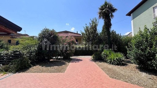 Villa unifamiliare via Pezze, Centro, Forino