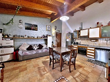 Trilocale via roma, Centro, Tavullia