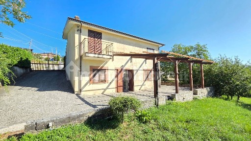 Montemarano, Contrada Santi Giovanni e Paolo, 58