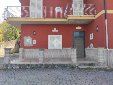 Villa unifamiliare via Gariello, San Mango sul Calore