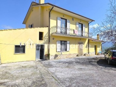 Villa unifamiliare Contrada Piano Doglio 30, Frigento