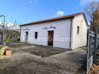 Villa unifamiliare Contrada Sala, Gesualdo