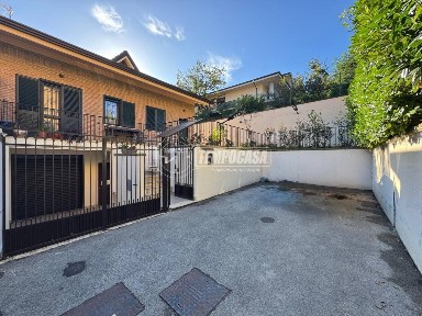Villa unifamiliare Serroni 68, Mercogliano