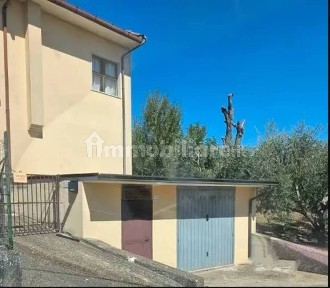 Villa unifamiliare via Torello, Vallesaccarda