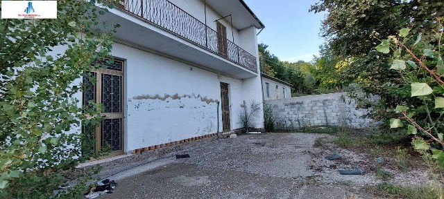 Villa unifamiliare 90 m², Ariano Irpino