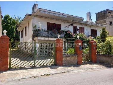 Villa unifamiliare via Giovanni Fiordelisi 5, Sirignano