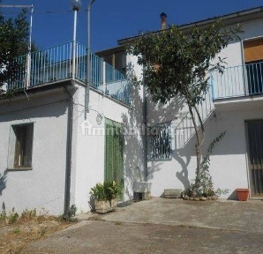 Villa unifamiliare via Sala, Santa Paolina