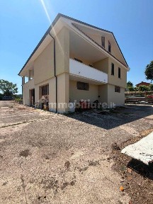 Villa unifamiliare, buono stato, 300 m², Torre le Nocelle