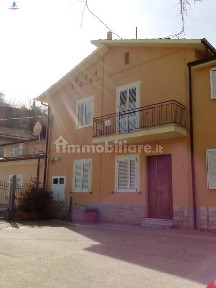 Villa unifamiliare 105 m², Ariano Irpino