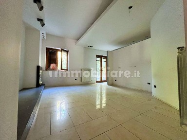 Villa plurifamiliare Contrada Sant'Oronzo, Quattrograna, Bellizzi, Sant'Oronzo, Avellino