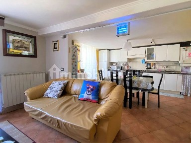 Villa unifamiliare Vico Carpine, 1, Centro, Bagnoli Irpino