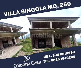Villa unifamiliare Sp18, Contrada