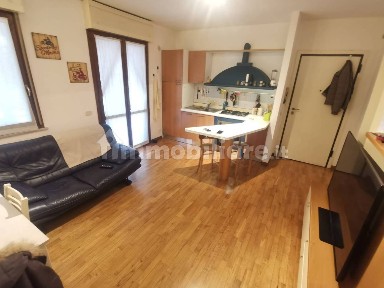 Bilocale via Cortirola, Centro Storico, Pesaro