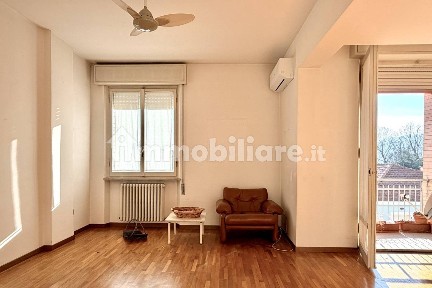 Quadrilocale viale Cesare Battisti 194, Porto, Pesaro