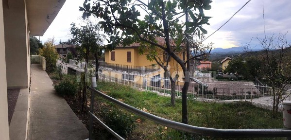 Appartamento via Ca' Ferro, Centro, Carpegna