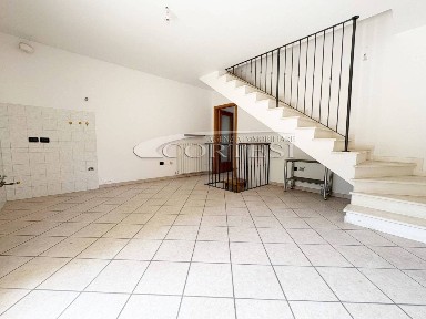Trilocale via Pergolese 15, Centro, Mondolfo