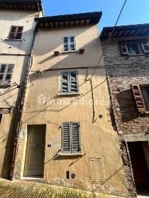 Quadrilocale via delle Stallacce, Centro, Urbino