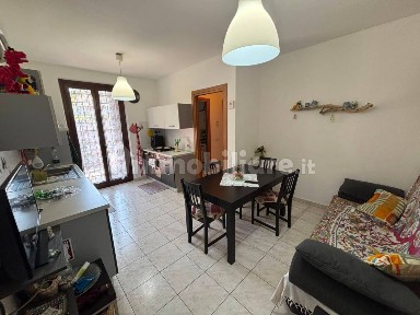 Trilocale via Trattati di Roma, San Costanzo