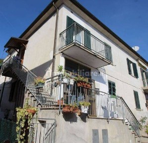 Appartamento via John Fitzgerald Kennedy, Centro, Fermignano