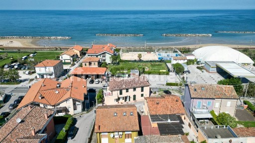Quadrilocale via Giuseppe Poggi 8, Gimarra, Fano