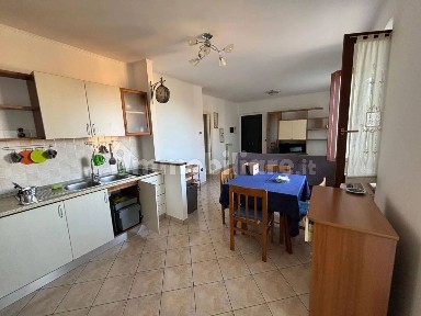 Trilocale via Degli Ulivi San C., Centro, San Costanzo