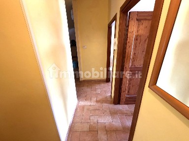 Trilocale ottimo stato, secondo piano, Centro, Urbino