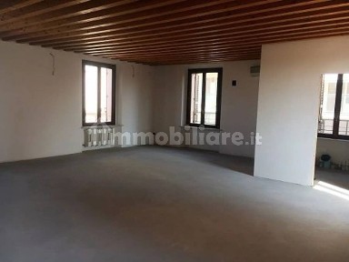 Appartamento via Domenico Mazza, Centro Storico, Pesaro