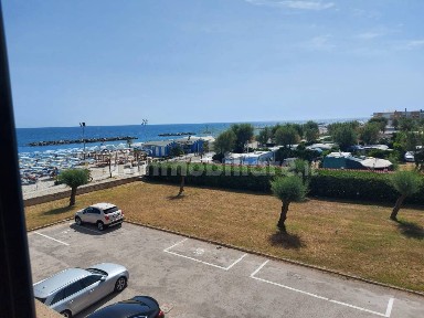Trilocale viale Alcide De Gasperi, Baia Metauro, Fano