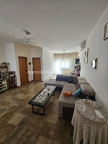 Appartamento via Vittorio Veneto, Centro, Petriano