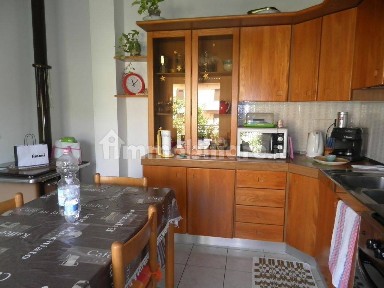 Quadrilocale buono stato, secondo piano, Centro, Fermignano