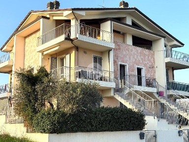 Trilocale via Giacomo Leopardi 45, Tavernelle, Colli al Metauro