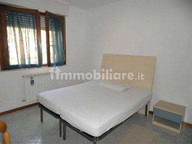 Trilocale via Paolo Volponi, Centro, Fermignano