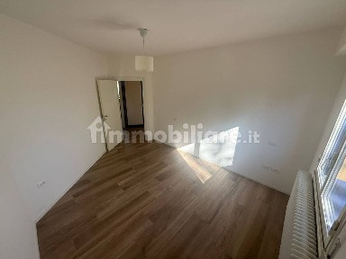 Bilocale via Vittorio Veneto, Calcinelli, Colli al Metauro