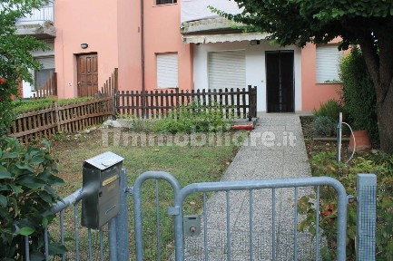 Quadrilocale via Paolo Volponi 32, Centro, Fermignano
