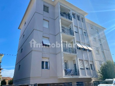 Quadrilocale viale Guido Postumo 69, Centro Mare, Pesaro