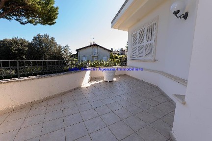 Quadrilocale Strada Panoramica Ardizio, Colle Ardizio, Pesaro