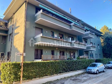Pesaro, Montegranaro - Loreto, Via Abraham Lincoln, 21