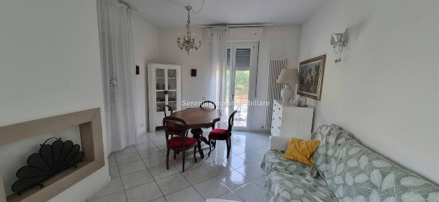 Appartamento via Giuseppe Parini, Centro, Montelabbate